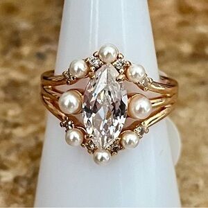 Bomb Party June Birthday RBP6175 Turning Tables Ring